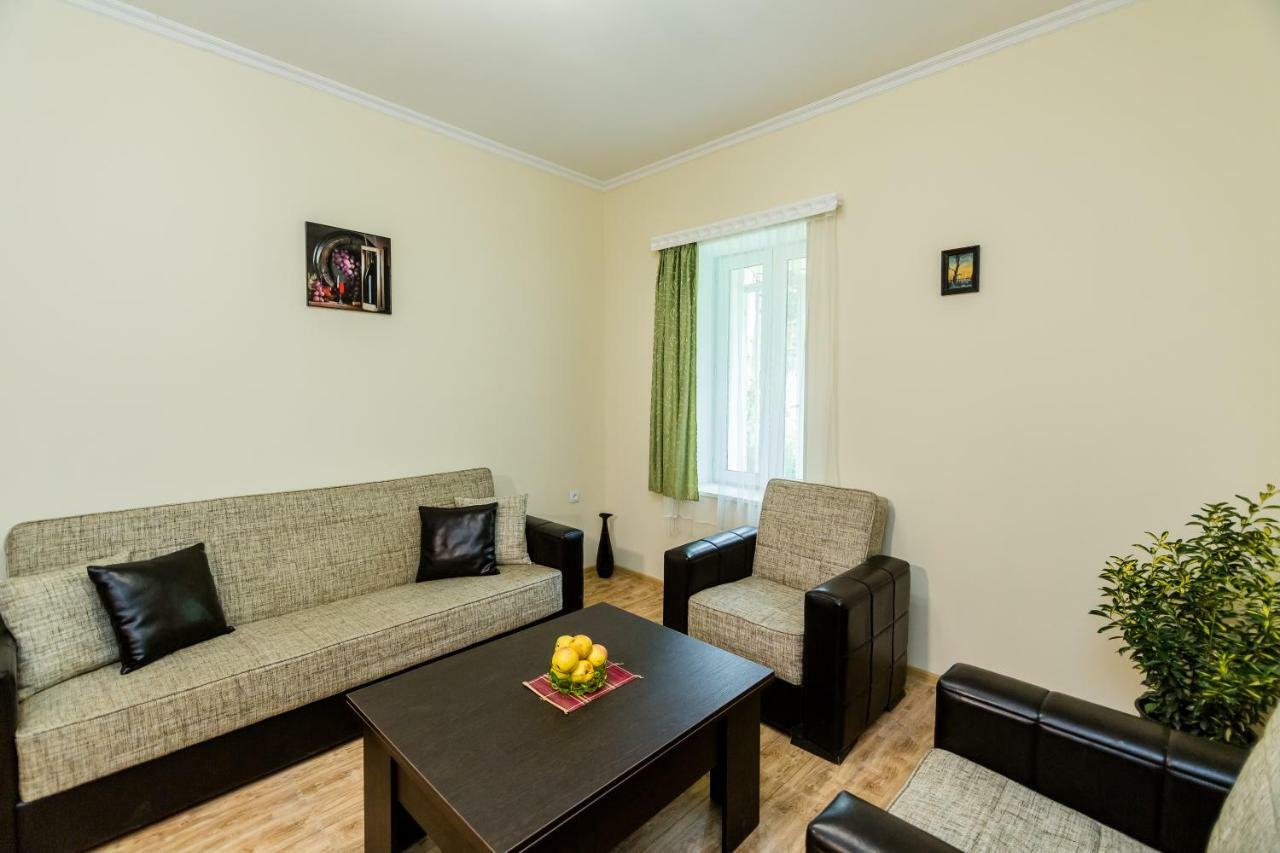Sweet Home Tbilisi Bagian luar foto